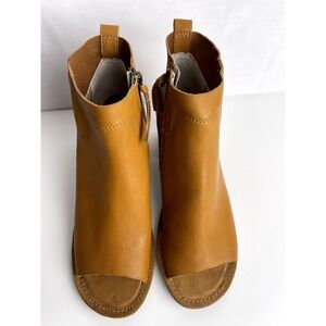 Latigo Open toes Tan Boots